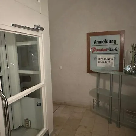 게스트하우스 Am Markt 뤼벤